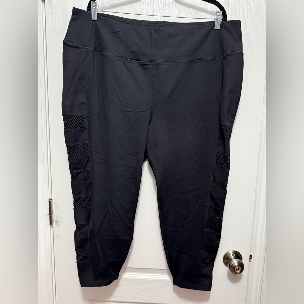 Torrid Active Pants Womens Plus Size 4X Black Leggings Mesh Side‎ Panel Pull On